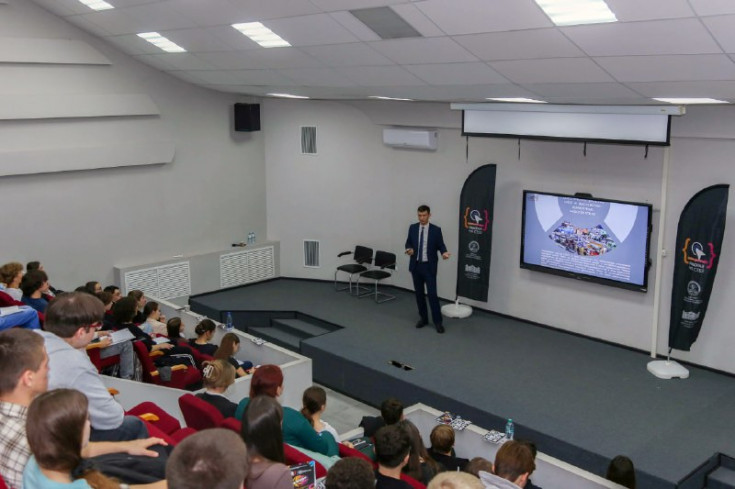 Participants Gain In-Demand Skills at the 'Work for Yourself' Freelance School Organized by ASU Career Center