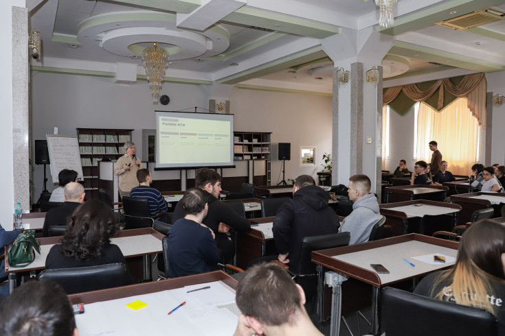 ASU's Institute of Exact Sciences and Digital Technologies Launches Innovative Project-Based Training Sessions